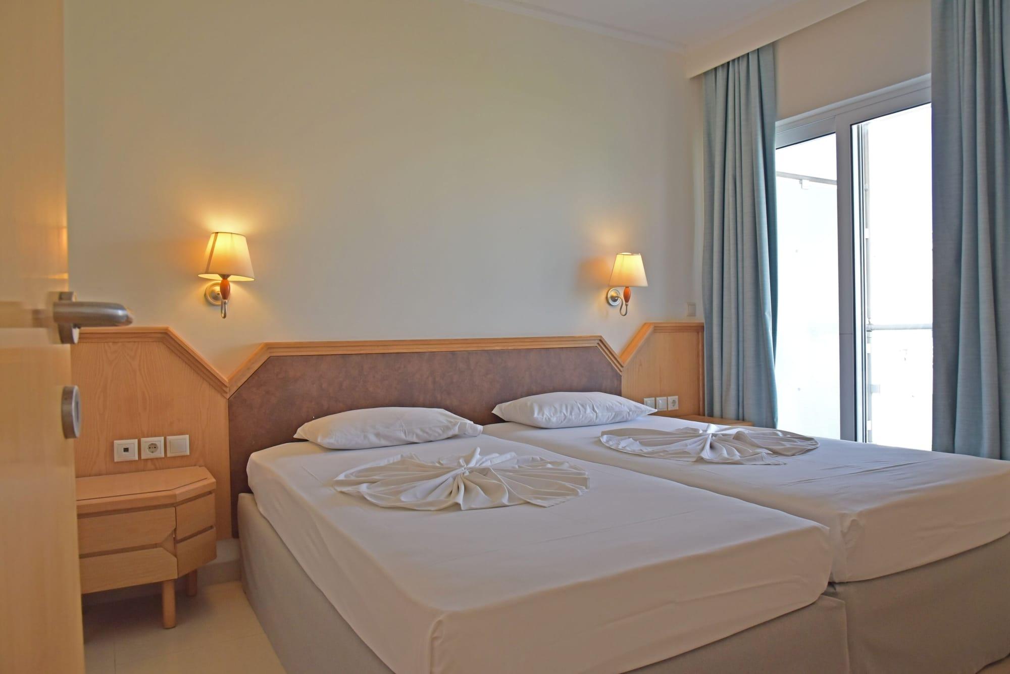 Aparthotel Bristol Sea View