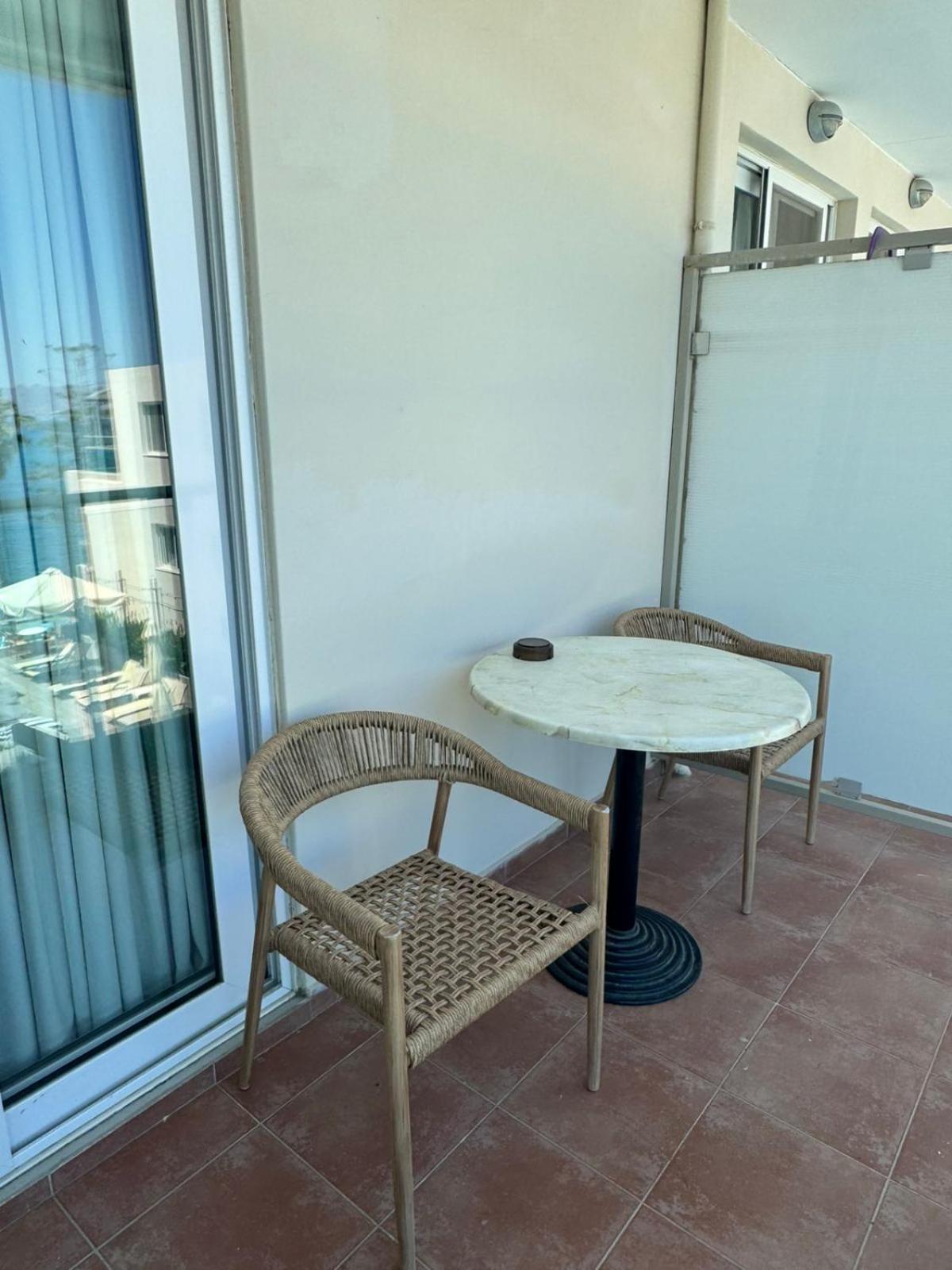 Bristol Sea View Aparthotel 2*