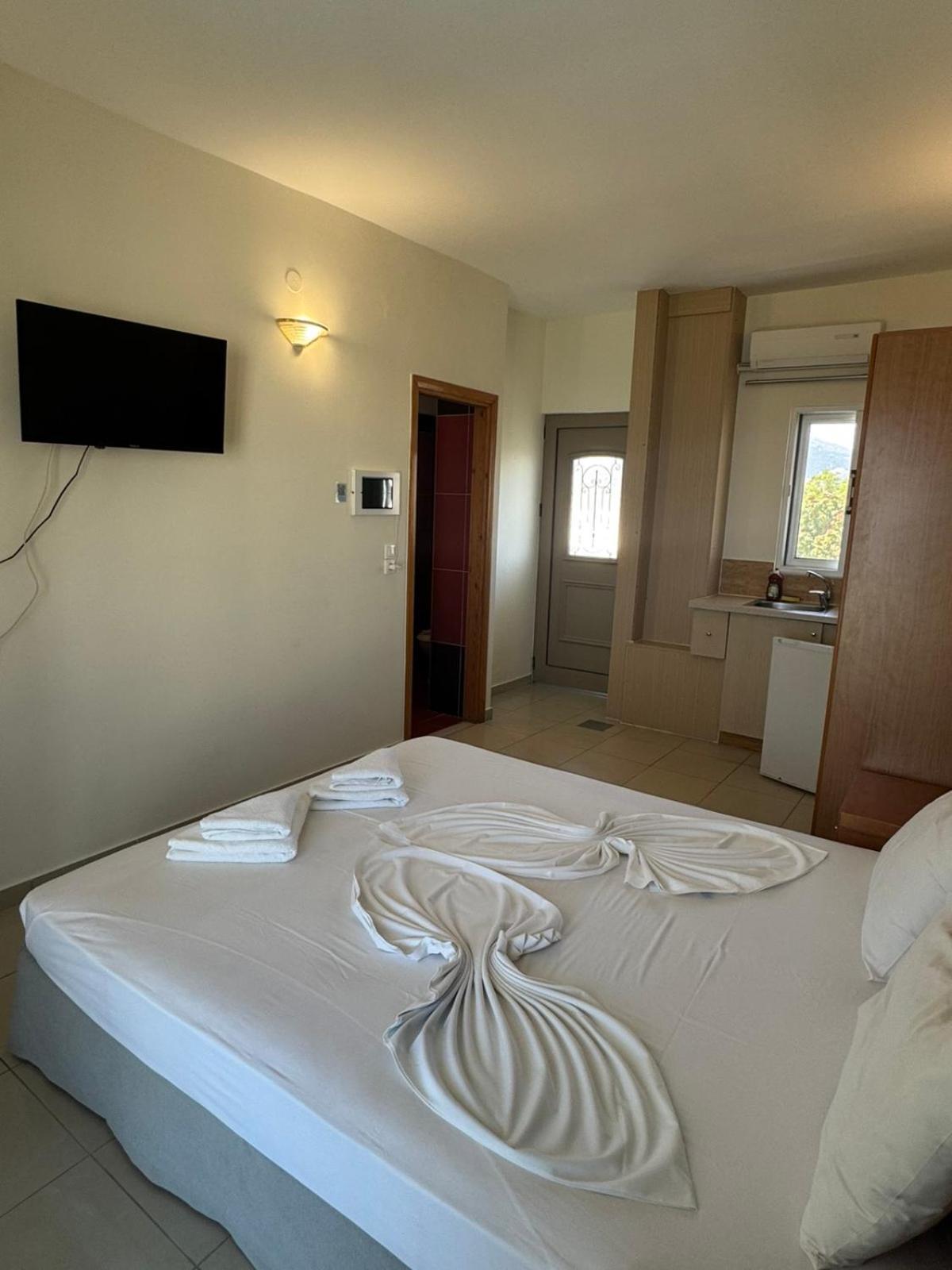 Aparthotel Bristol Sea View 2*