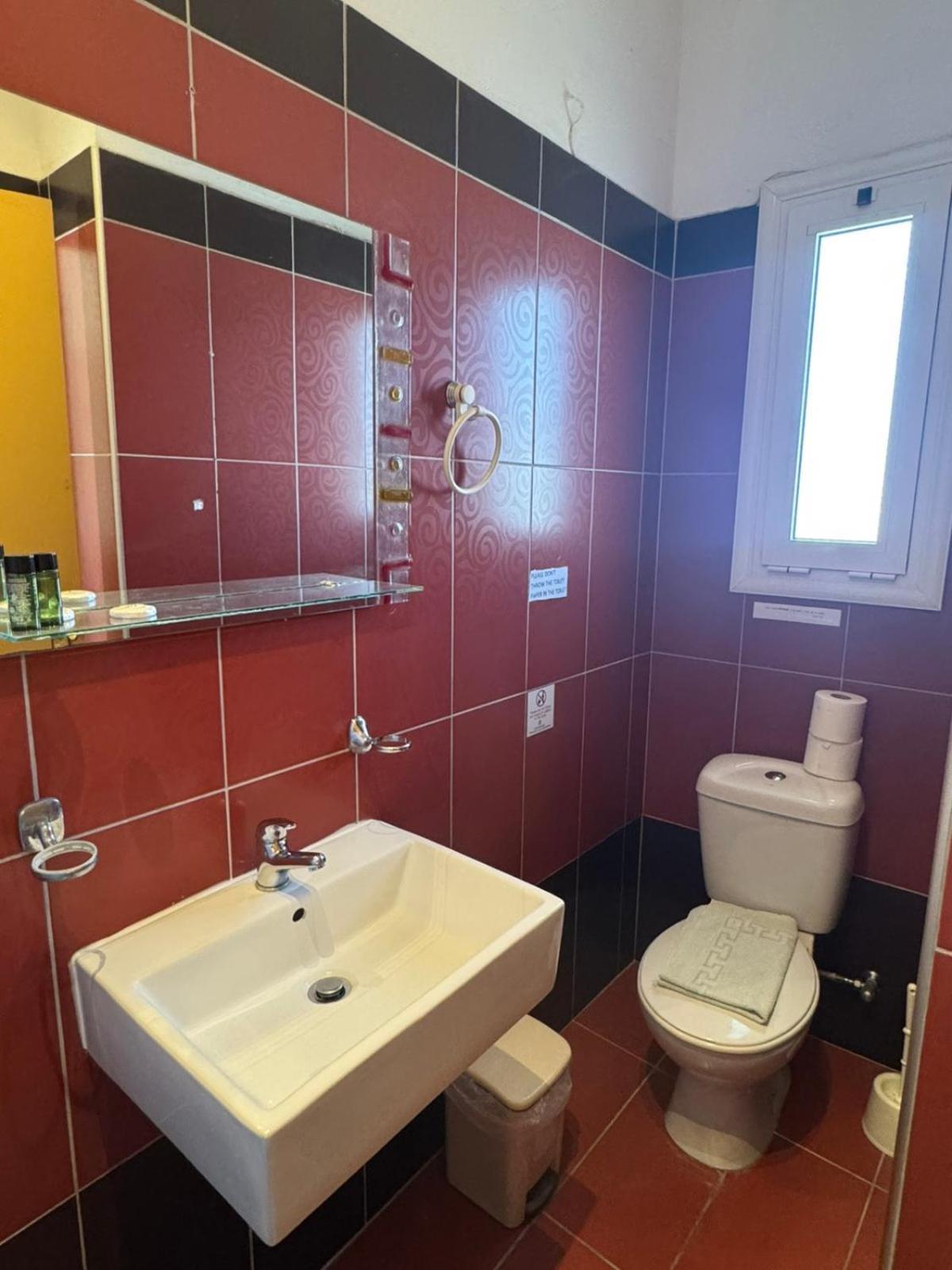 Bristol Sea View Aparthotel 2*