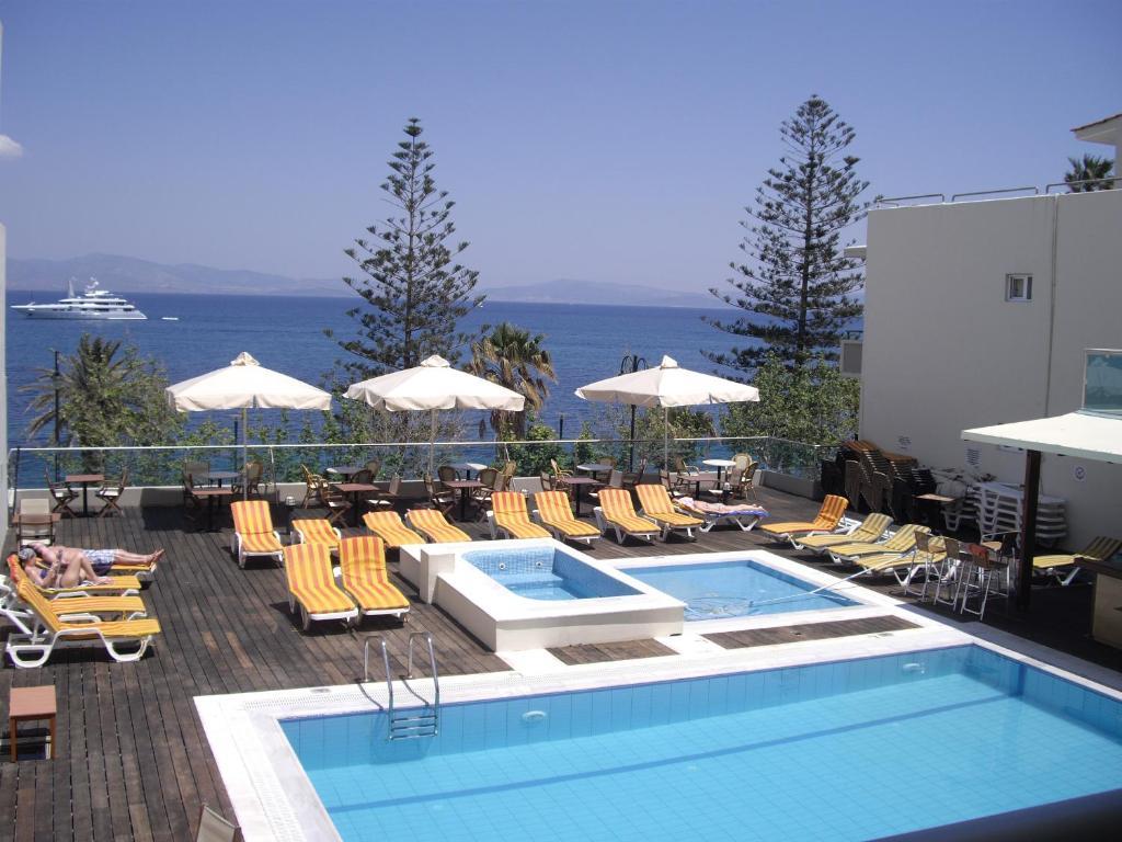 Aparthotel Bristol Sea View