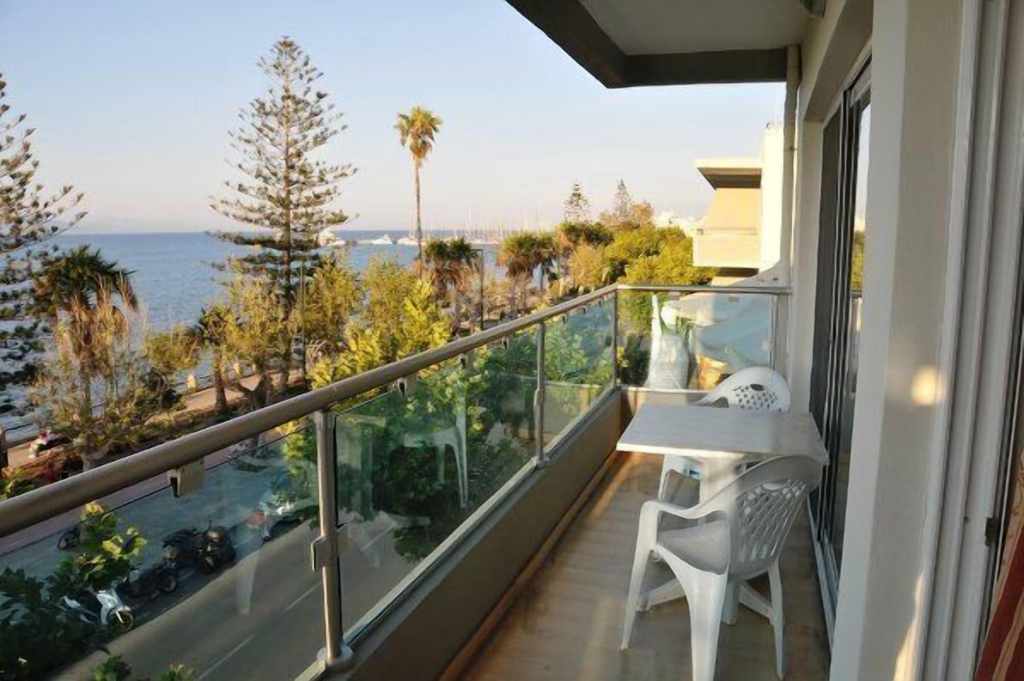 Aparthotel Bristol Sea View 2*