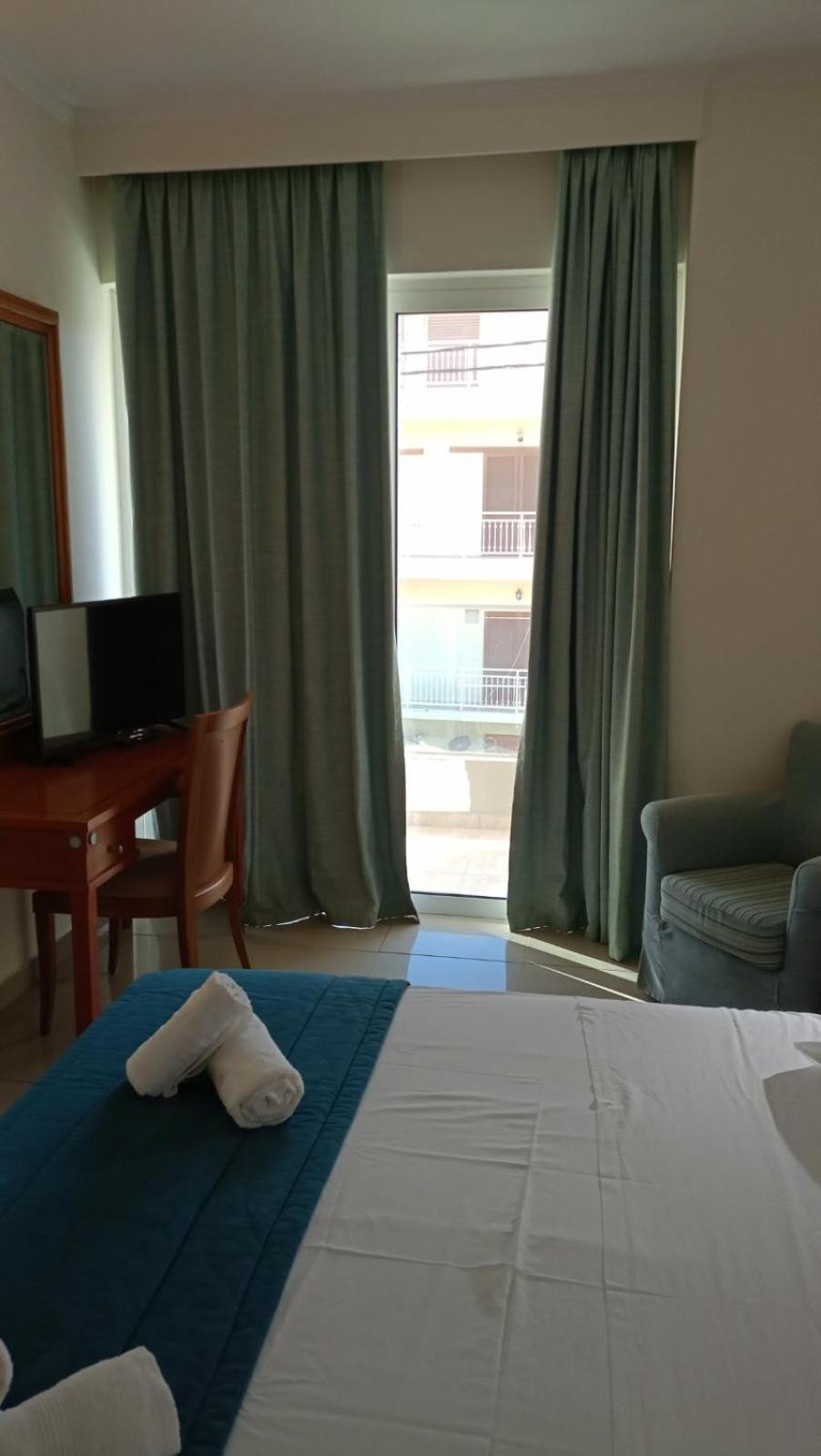 Hotel apartamentowy Bristol Sea View 2*